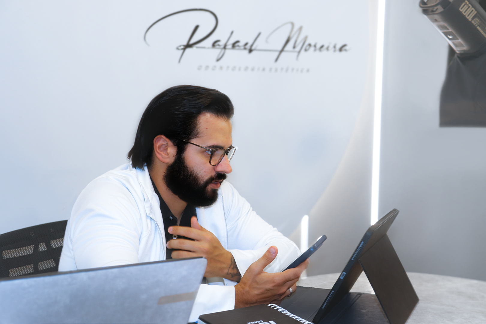 Dr. Rafael Moreira